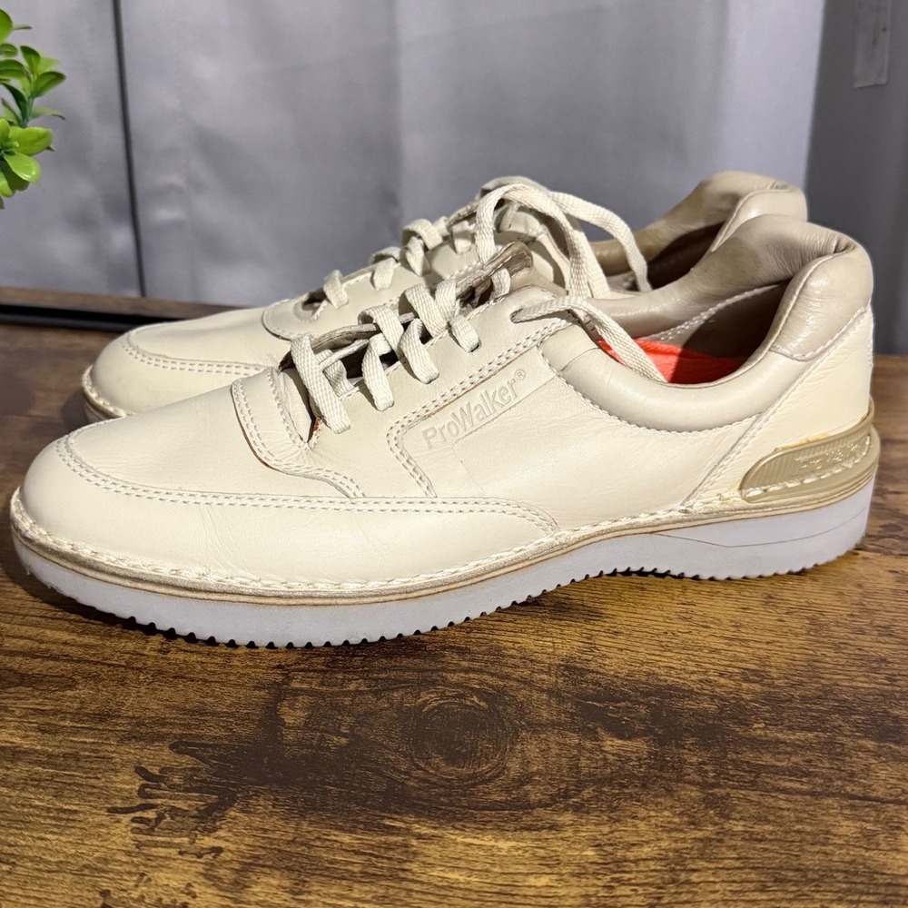 Rockport ProWalker RocSports Walking Shoes Womens 8 N Cream Leather Vibram Sole
